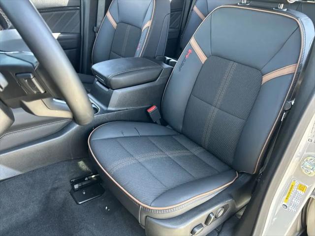 2026 GMC Canyon AT4, 4WD
