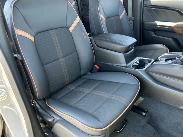 2026 GMC Canyon AT4, 4WD