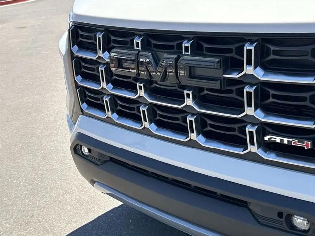 2026 GMC Canyon AT4, 4WD