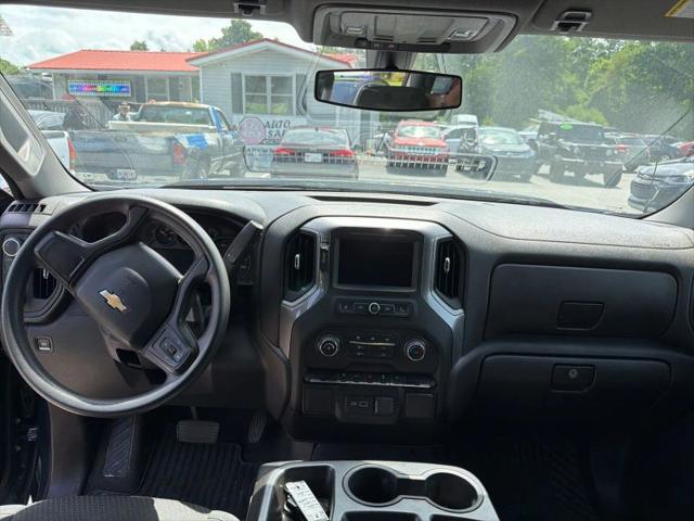 2021 Chevrolet Silverado 1500 4WD Crew Cab Short Bed Custom