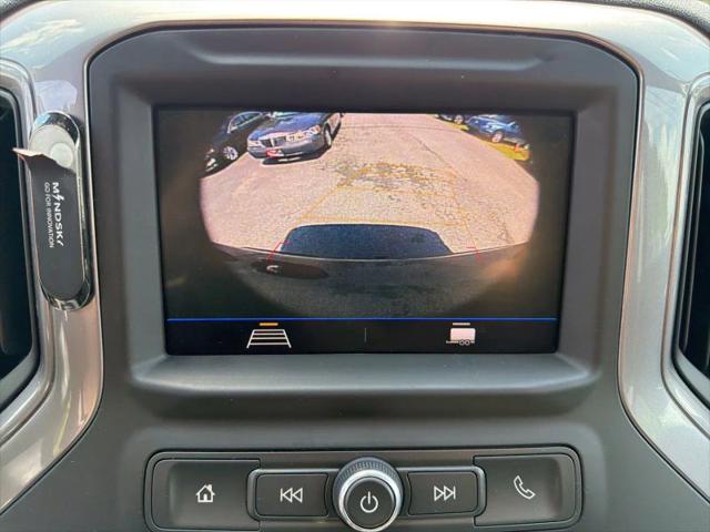 2021 Chevrolet Silverado 1500 4WD Crew Cab Short Bed Custom