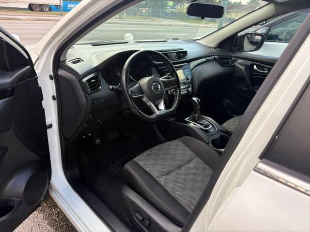 2017 Nissan Rogue Sport SV