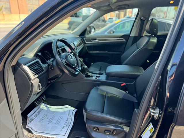2019 Volkswagen Atlas 3.6L V6 SE w/Technology R-Line