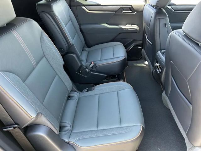 2026 GMC Acadia AT4 AWD
