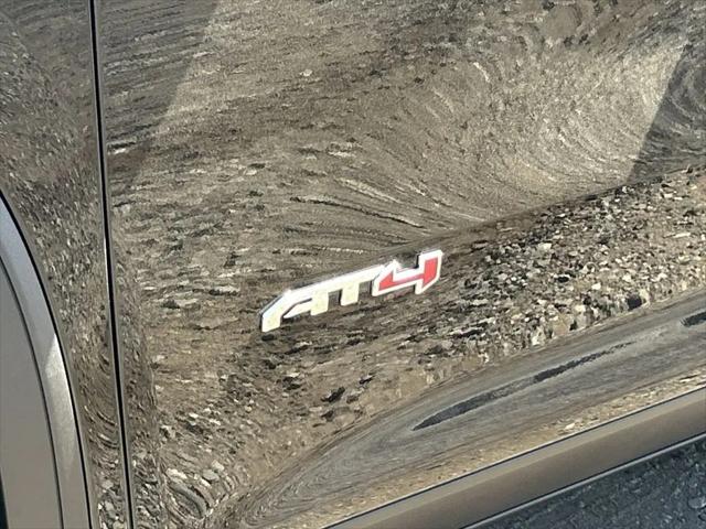2026 GMC Acadia AT4 AWD