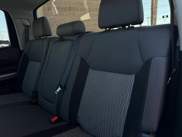 2017 Toyota Tundra SR5 5.7L V8