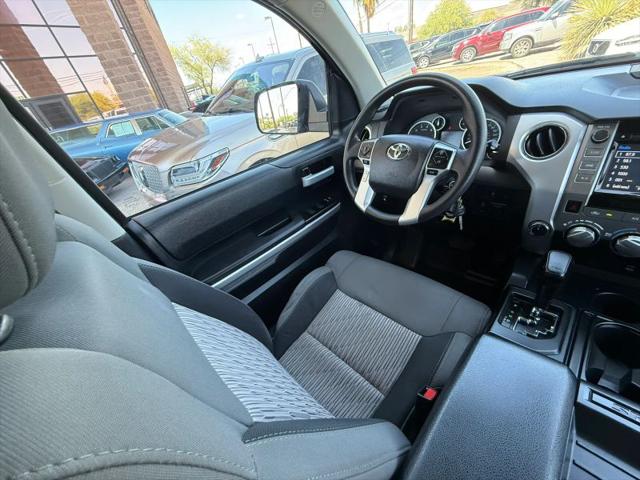 2017 Toyota Tundra SR5 5.7L V8