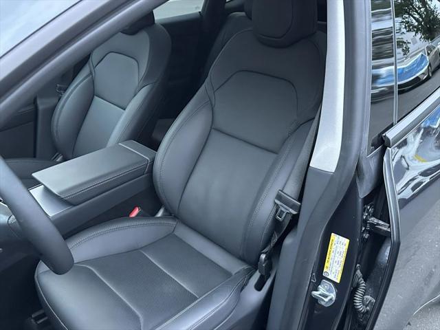 2026 Tesla Model Y Premium Rear-Wheel Drive