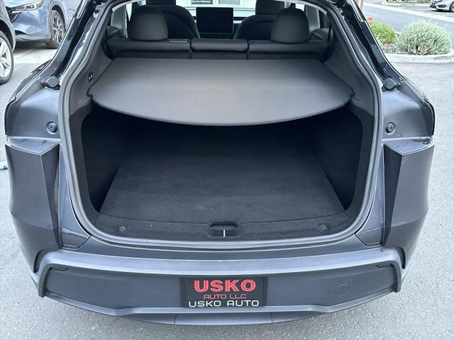 2026 Tesla Model Y Premium Rear-Wheel Drive