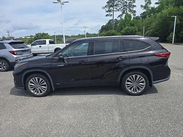 2021 Toyota Highlander Hybrid Platinum