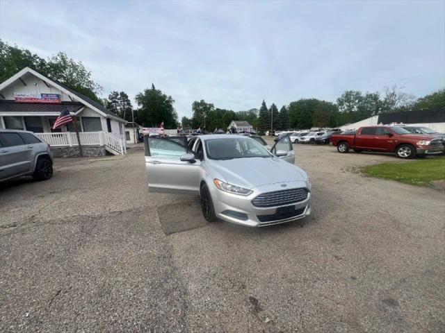 2014 Ford Fusion S