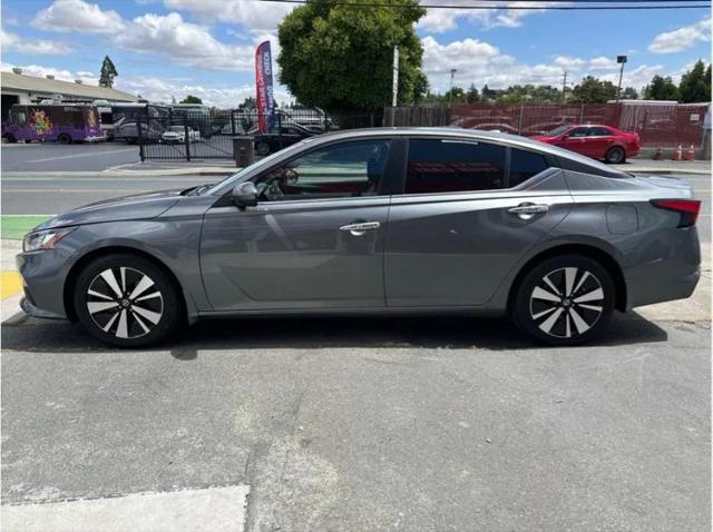 2021 Nissan Altima SV FWD