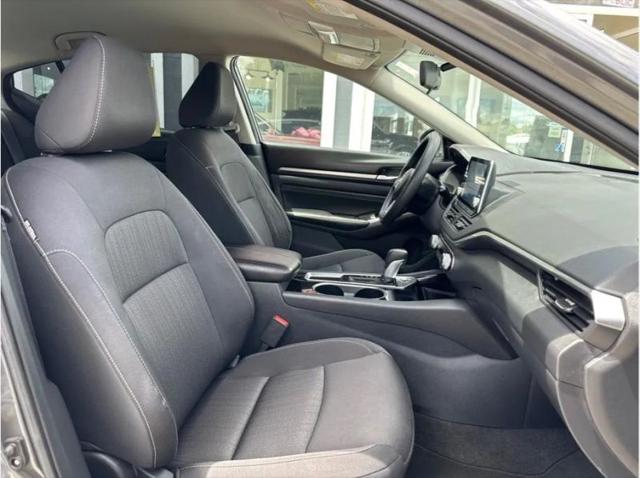 2021 Nissan Altima SV FWD