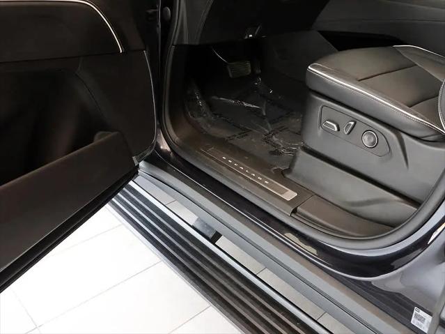 2023 Cadillac Escalade 4WD Sport