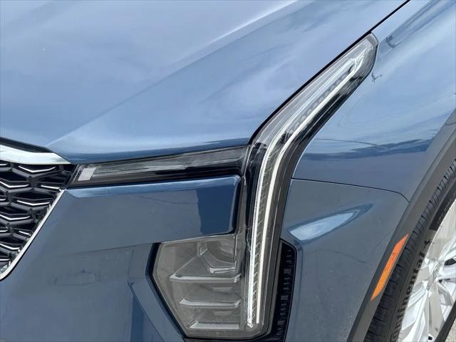 2024 Cadillac XT4 AWD Luxury