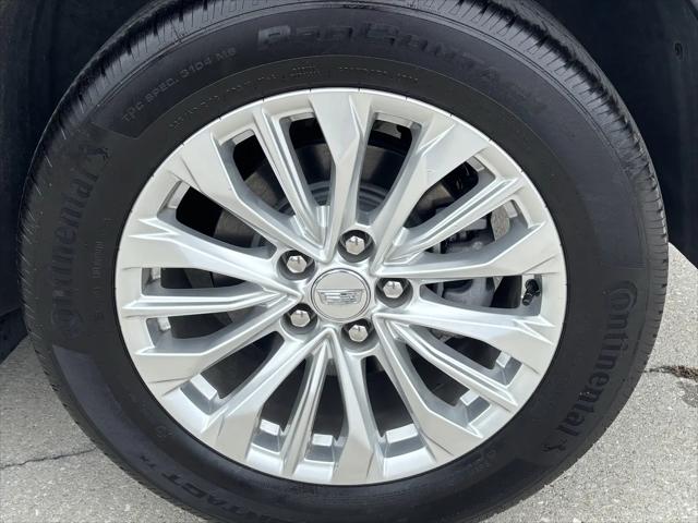2024 Cadillac XT4 AWD Luxury