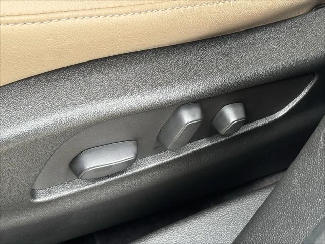 2024 Cadillac XT4 AWD Luxury