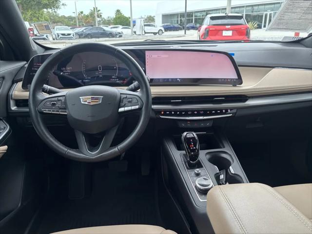 2024 Cadillac XT4 AWD Luxury
