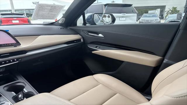 2024 Cadillac XT4 AWD Luxury