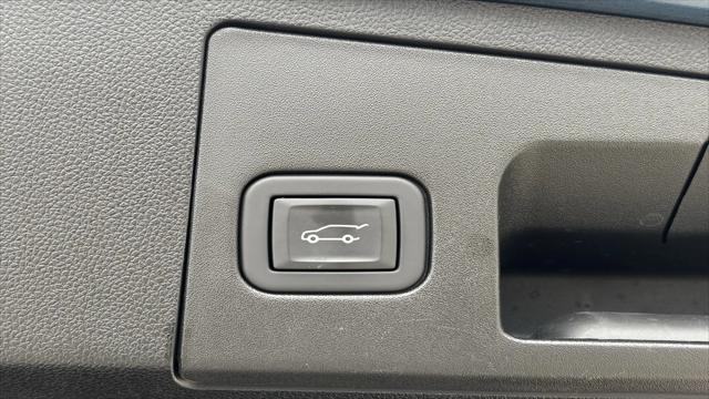 2024 Cadillac XT4 AWD Luxury
