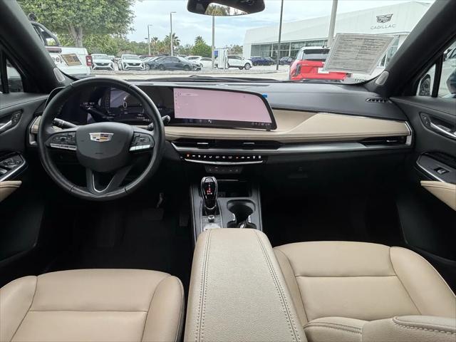 2024 Cadillac XT4 AWD Luxury