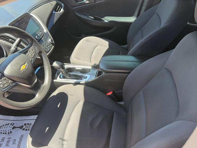 2022 Chevrolet Malibu FWD LT