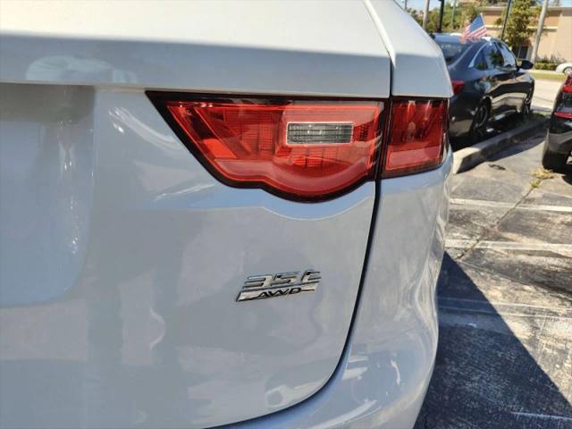 2017 Jaguar F-PACE 35t Premium