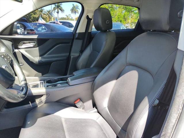 2017 Jaguar F-PACE 35t Premium