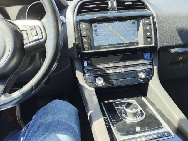 2017 Jaguar F-PACE 35t Premium