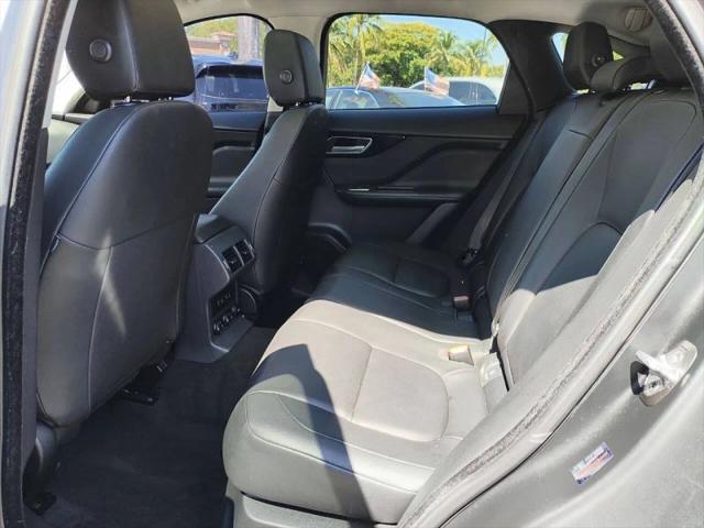 2017 Jaguar F-PACE 35t Premium