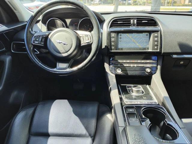 2017 Jaguar F-PACE 35t Premium