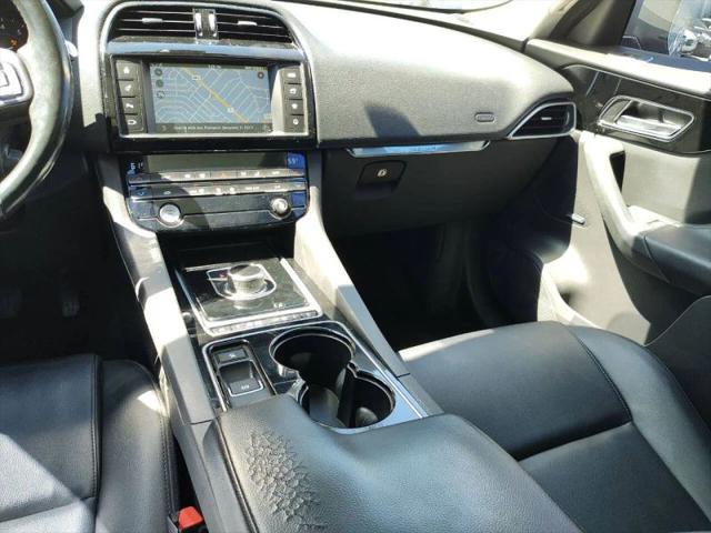 2017 Jaguar F-PACE 35t Premium