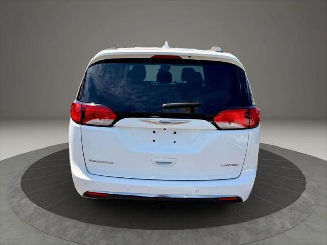 2017 Chrysler Pacifica Limited