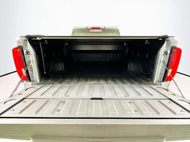 2024 GMC Sierra 1500 4WD Crew Cab Short Box SLT