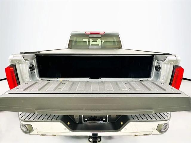 2024 GMC Sierra 1500 4WD Crew Cab Short Box SLT