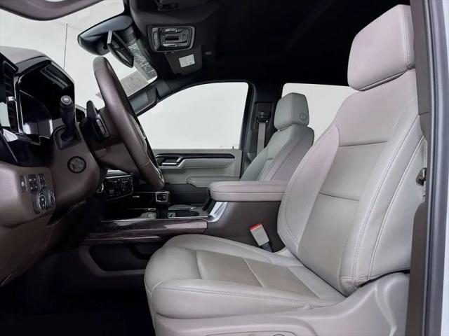 2025 Chevrolet Silverado 1500 4WD Crew Cab Short Bed LTZ