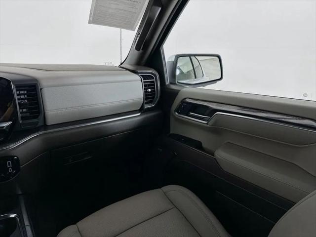 2025 Chevrolet Silverado 1500 4WD Crew Cab Short Bed LTZ