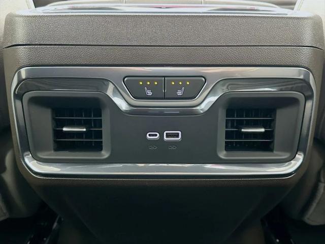 2025 Chevrolet Silverado 1500 4WD Crew Cab Short Bed LTZ