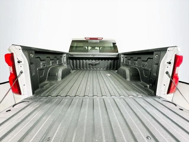 2025 Chevrolet Silverado 1500 4WD Crew Cab Short Bed LTZ