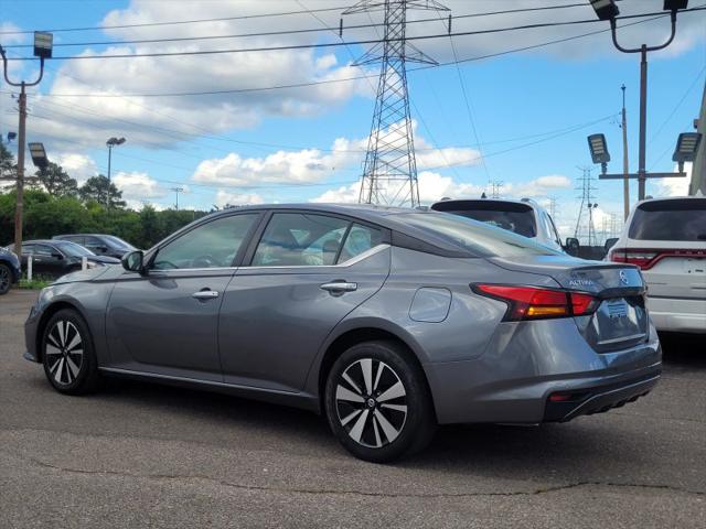 2022 Nissan Altima SV FWD