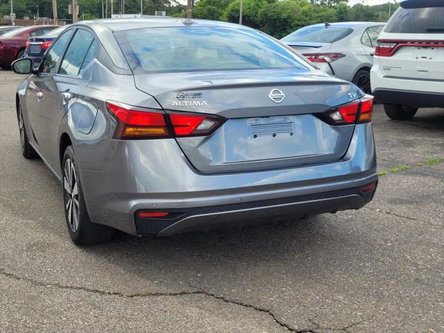 2022 Nissan Altima SV FWD