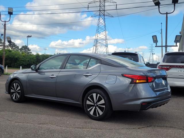 2022 Nissan Altima SV FWD