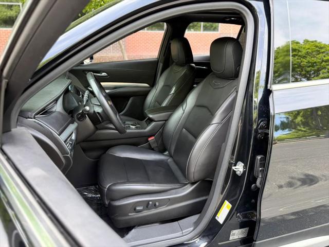 2019 Cadillac XT4 Premium Luxury