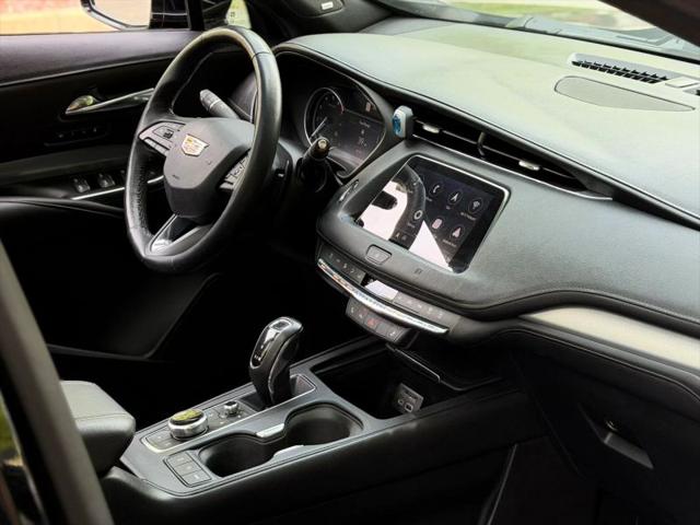 2019 Cadillac XT4 Premium Luxury
