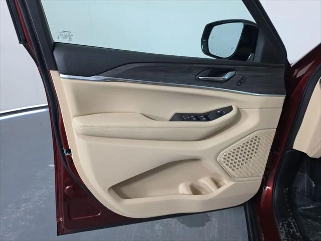 2025 Jeep Grand Cherokee Limited 4x2