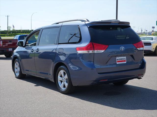 2014 Toyota Sienna LE