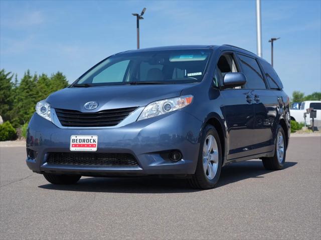 2014 Toyota Sienna LE