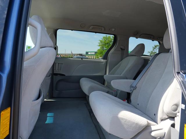 2014 Toyota Sienna LE