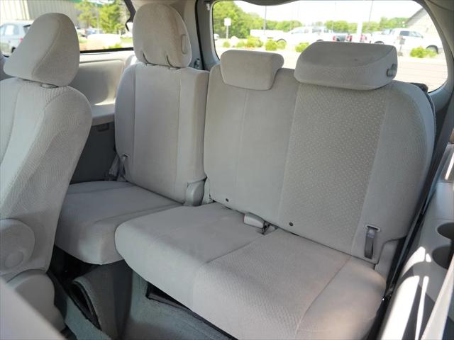 2014 Toyota Sienna LE