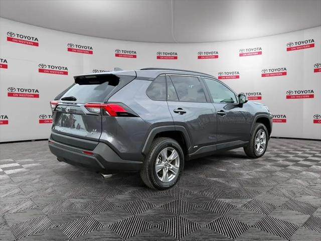 2025 Toyota RAV4 Hybrid LE